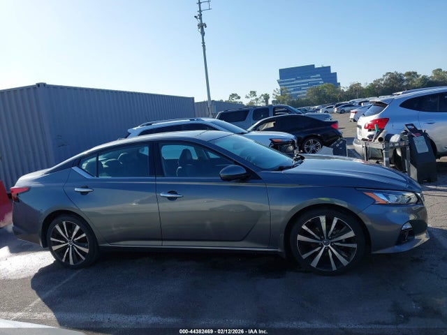 Продаж на аукціоні авто 2019 Nissan Altima 2.5 Platinum, vin: 1N4BL4FV3KC196176, номер лоту: 44382469