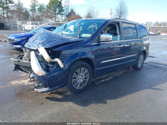 44382472 :رقم المزاد ، 2C4RC1CG3DR623279 vin ، 2013 Chrysler Town & Country Touring-l مزاد بيع