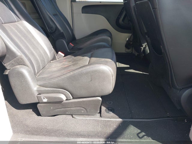 44382472 :رقم المزاد ، 2C4RC1CG3DR623279 vin ، 2013 Chrysler Town & Country Touring-l مزاد بيع