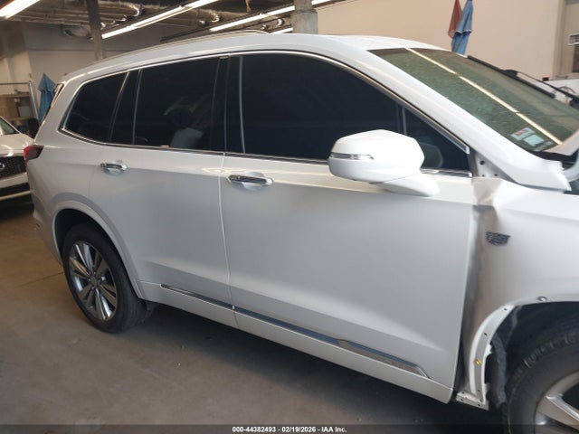 44382493 :رقم المزاد ، 1GYKPCRS3NZ142303 vin ، 2022 Cadillac Xt6 Fwd Premium Luxury مزاد بيع