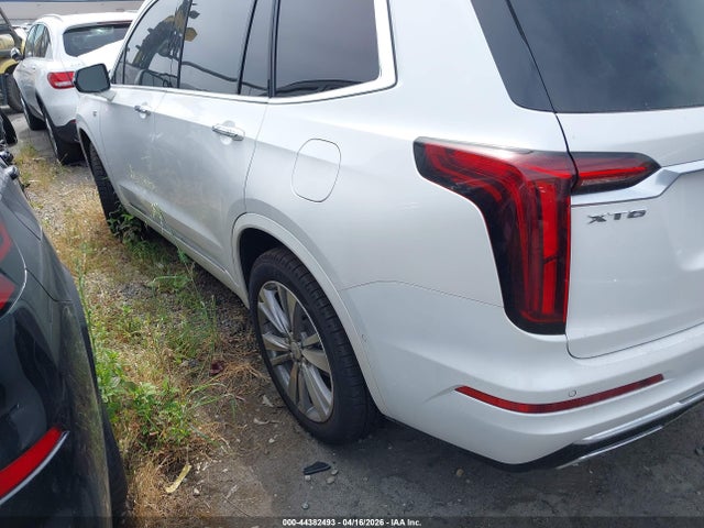 2022 CADILLAC XT6 1GYKPCRS3NZ142303 Photo 2