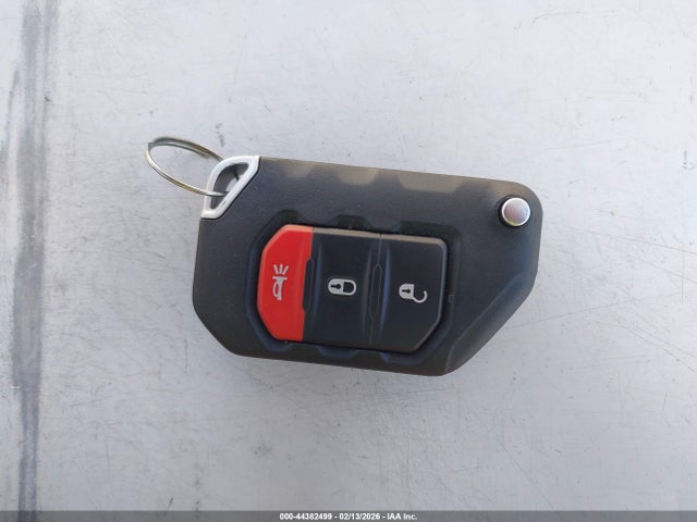 2021 JEEP WRANGLER UNLIMITED 1C4HJXDN8MW704917 Photo 10