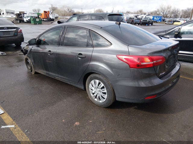 Ford FOCUS S 2016 1FADP3E22GL351466 Image 3