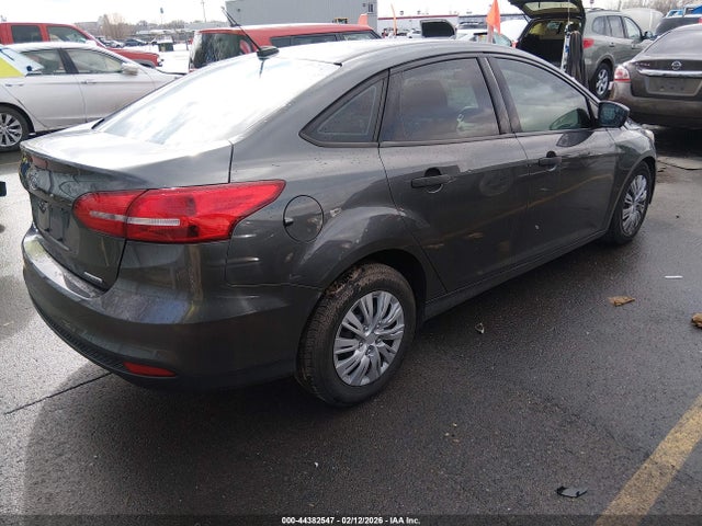 Ford FOCUS S 2016 1FADP3E22GL351466 Image 4