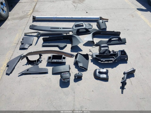 3GTUUEEL9RG351438 GMC Sierra 1500 4wd Short Box At4