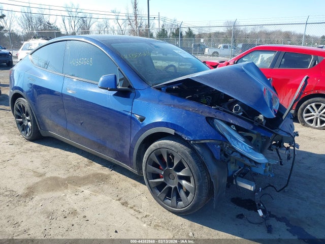 2021 TESLA MODEL Y 5YJYGAEE7MF283805 Photo 0