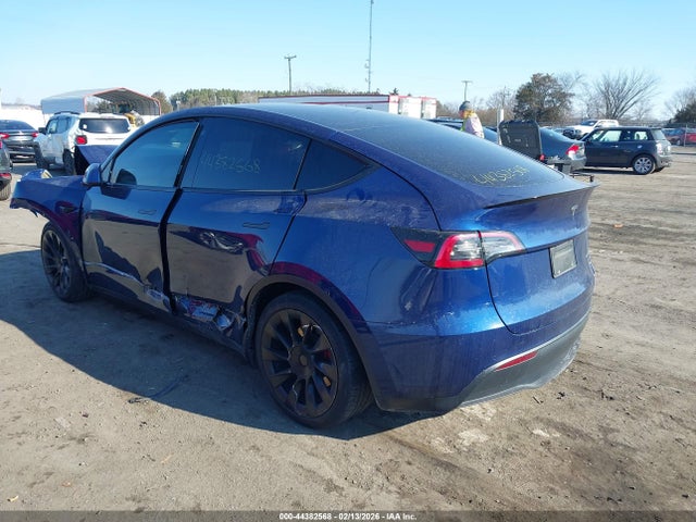 2021 TESLA MODEL Y 5YJYGAEE7MF283805 Photo 2