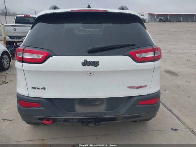 Jeep Cherokee Trailhawk 2015 1C4PJMBS3FW686820 Image 16
