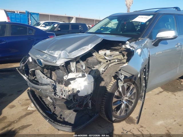 5TDGARAH6MS505550 Toyota Highlander Hybrid Xle