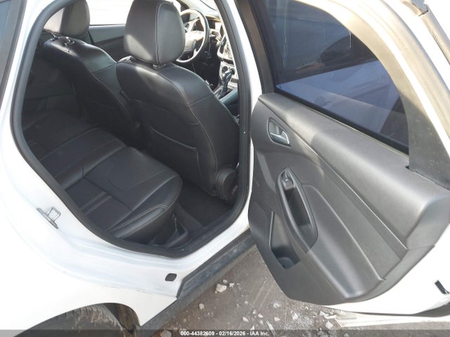 Ford FOCUS SE 2014 1FADP3F2XEL314564 Image 8