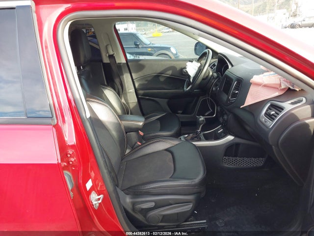 3C4NJCBBXKT699307 Jeep Compass Latitude Fwd
