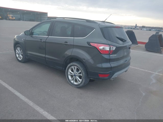 1FMCU0GD4JUA43742 Ford ESCAPE SE