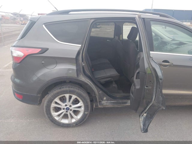 1FMCU0GD4JUA43742 Ford ESCAPE SE
