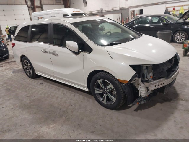 2018 HONDA ODYSSEY 5FNRL6H85JB015477