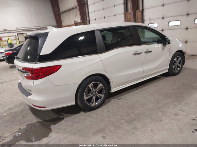 2018 HONDA ODYSSEY 5FNRL6H85JB015477 Photo 3