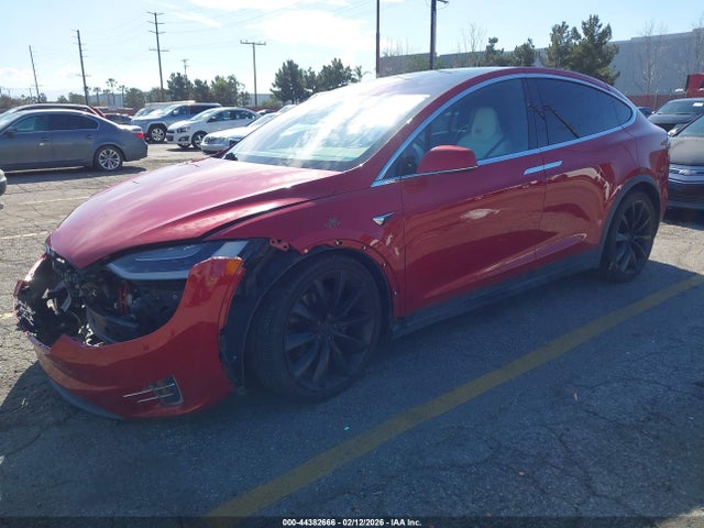 2018 Tesla Model X 100d/75d/p100d მანქანა იყიდება აუქციონზე, vin: 5YJXCBE22JF139707, აუქციონის ნომერი: 44382666
