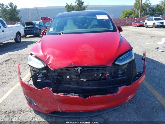 2018 Tesla Model X 100d/75d/p100d მანქანა იყიდება აუქციონზე, vin: 5YJXCBE22JF139707, აუქციონის ნომერი: 44382666