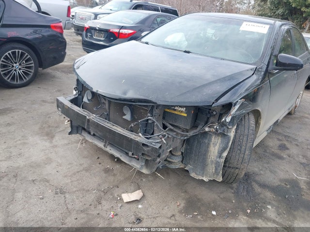 44382694 :رقم المزاد ، 4T1BF1FK7EU337881 vin ، 2014 Toyota Camry Se مزاد بيع