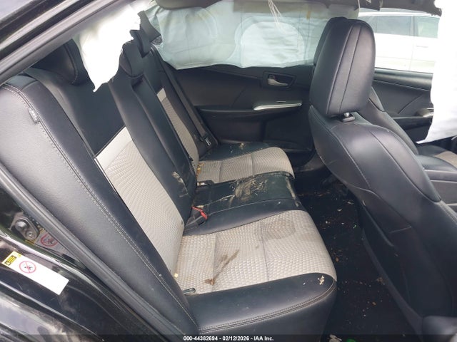 44382694 :رقم المزاد ، 4T1BF1FK7EU337881 vin ، 2014 Toyota Camry Se مزاد بيع