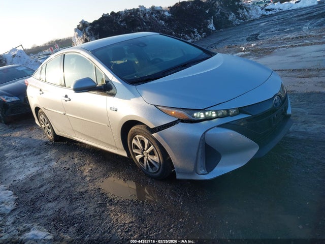 2017 TOYOTA PRIUS PRIME JTDKARFP5H3000391