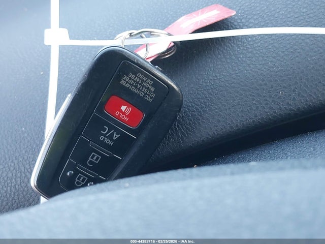 2017 TOYOTA PRIUS PRIME JTDKARFP5H3000391 Photo 10