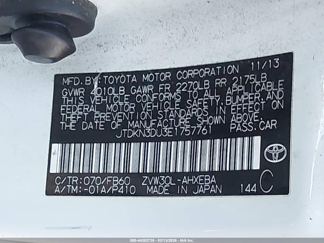 Toyota Prius Three 2014 JTDKN3DU3E1757761 Image 9