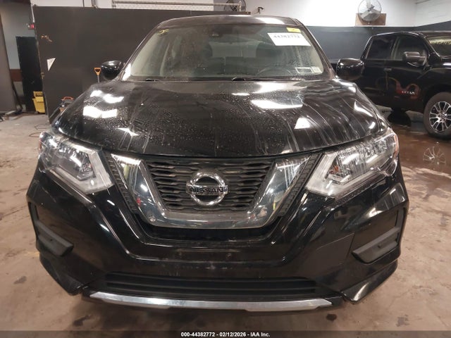 44382772 :رقم المزاد ، 5N1AT2MV7KC767418 vin ، 2019 Nissan Rogue S مزاد بيع
