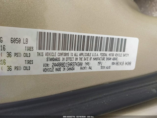 44382776 :رقم المزاد ، 2A4RR8D15AR374300 vin ، 2010 Chrysler Town & Country Touring Plus مزاد بيع