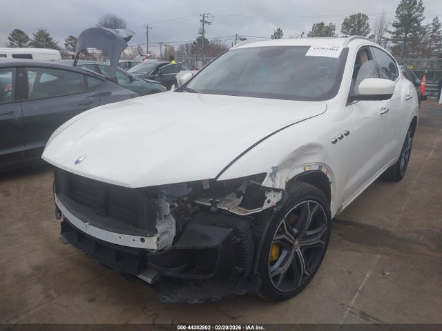 Продаж на аукціоні авто 2017 Maserati Levante, vin: ZN661XUL1HX248182, номер лоту: 44382802