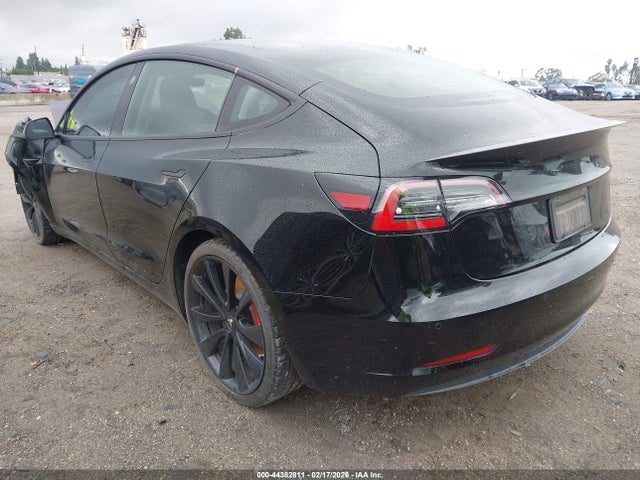2019 TESLA MODEL 3 5YJ3E1EBXKF413448 Photo 2