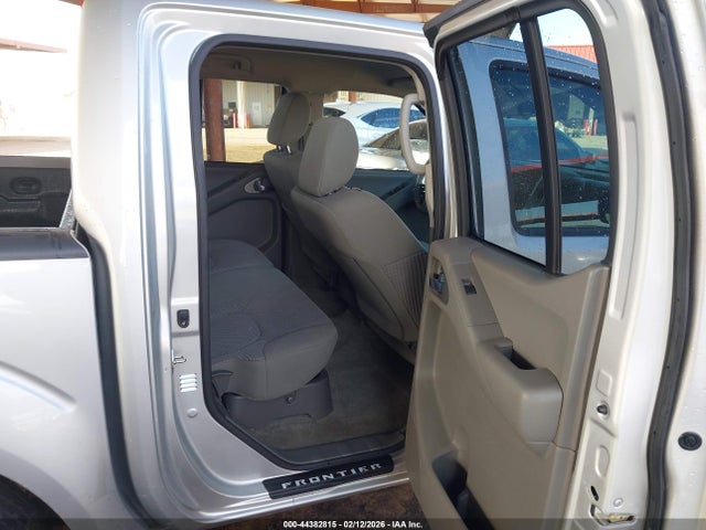 1N6AD0ER3JN746654 Nissan Frontier Sv