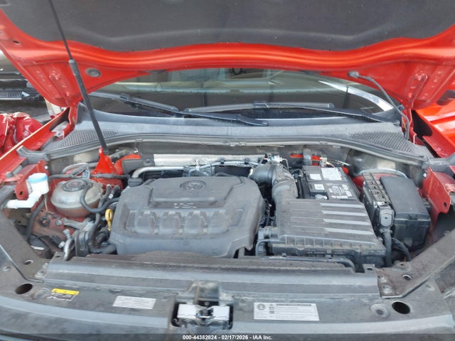 3VV1B7AX8JM188494 Volkswagen Tiguan 2.0t S