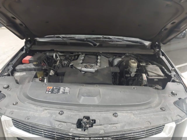 Продажа на аукционе авто 2015 Cadillac Escalade Esv Premium, vin: 1GYS4JKJ4FR150653, номер лота: 44382868