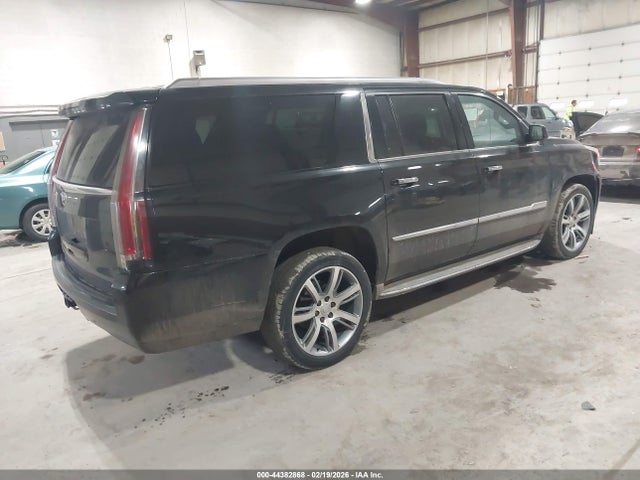 Продажа на аукционе авто 2015 Cadillac Escalade Esv Premium, vin: 1GYS4JKJ4FR150653, номер лота: 44382868