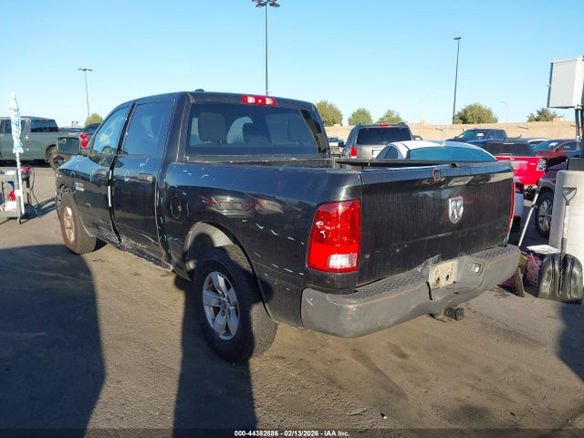 1C6RR6KG8HS570068 RAM 1500 Express 4x2 5&#039;7 Box