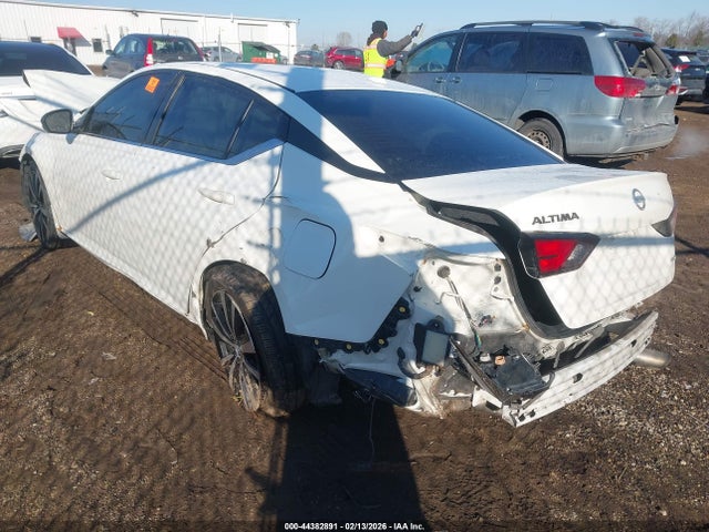 2022 NISSAN ALTIMA 1N4AL4CVXNN334059 Photo 2