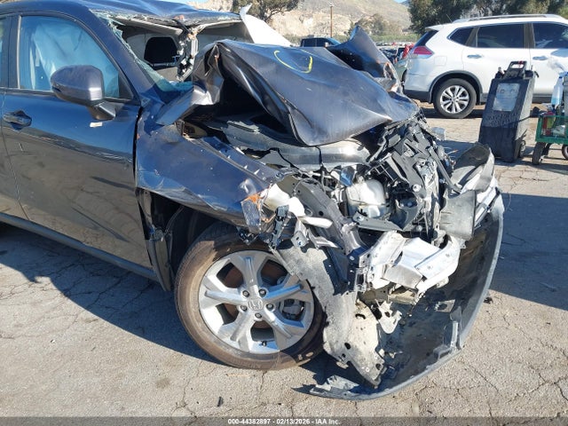 3CZRZ1H37RM701527 Honda Hr-v 2wd Lx