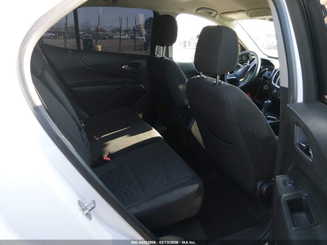 3GNAXUEV7KL108415 Chevrolet EQUINOX LT