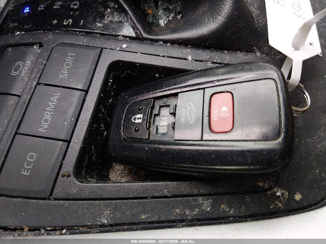 Toyota Rav4 Xle Premium 2019 2T3C1RFV9KW010512 Image 11