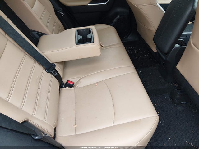 Toyota Rav4 Xle Premium 2019 2T3C1RFV9KW010512 Image 8