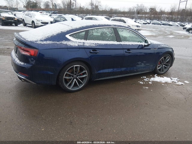 2019 AUDI S5 WAUB4CF58KA096052 Photo 3