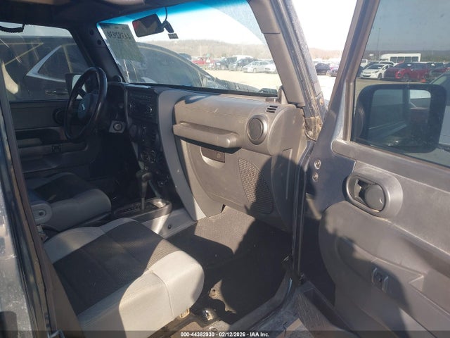 Продажа на аукционе авто 2007 Jeep Wrangler Unlimited X, vin: 1J4GA39127L107336, номер лота: 44382930