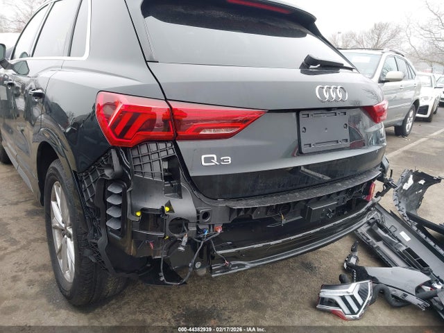 Aukcja sprzedaży 2025 Audi Q3 Premium 45 Tfsi S Line Quattro Tiptronic, vin: WA1DECF30S1085760, numer aukcji: 44382939