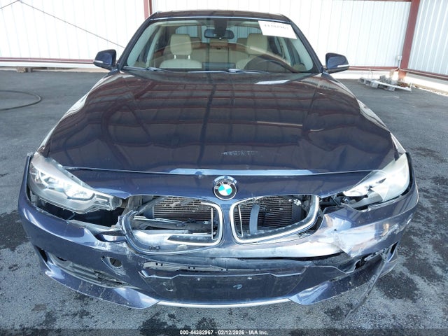 44382967 :رقم المزاد ، WBA3A5C59CF256991 vin ، 2012 Bmw 328i مزاد بيع