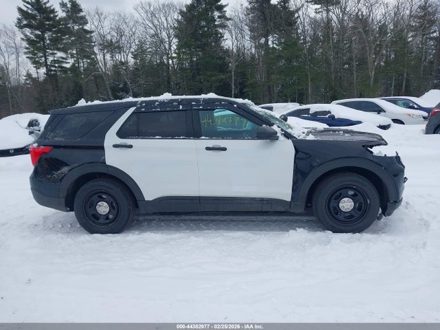 Ford Police Interceptor Utility 2022 1FM5K8AB0NGB52742 Image 14