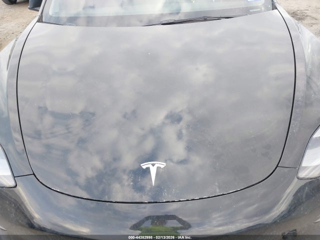 2021 TESLA MODEL 3 5YJ3E1EA4MF143711 Photo 9