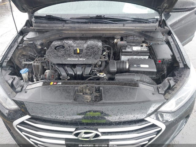 5NPD84LF3JH341401 Hyundai ELANTRA SEL