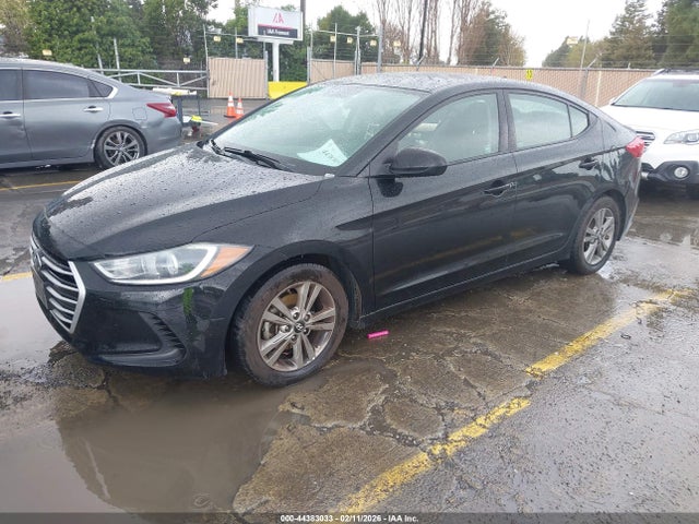 5NPD84LF3JH341401 Hyundai ELANTRA SEL