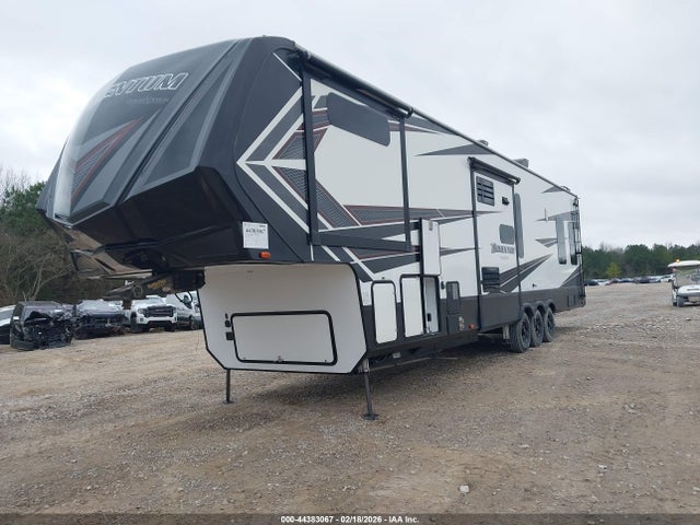 Grand Design Other 2019 573FM4530K1112778 Image 2