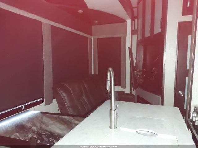 Grand Design Other 2019 573FM4530K1112778 Image 5